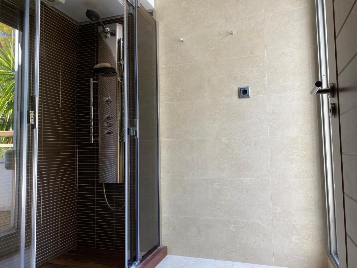 Villa In Elviria, On The In *